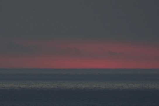 12 November 2022 - 07:23:12

---------------------------
Sunrise over the sea from Dartmouth